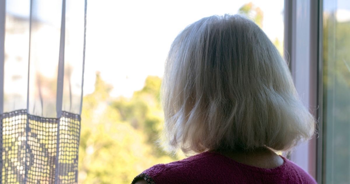 It's vital to their wellbeing to recognize the signs of depression in seniors.